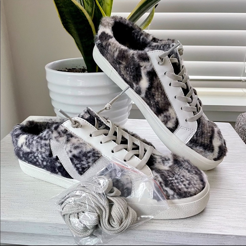 Vintage Havana Snuggle Snake Animal Print Fur & Leather Sneakers Slippers